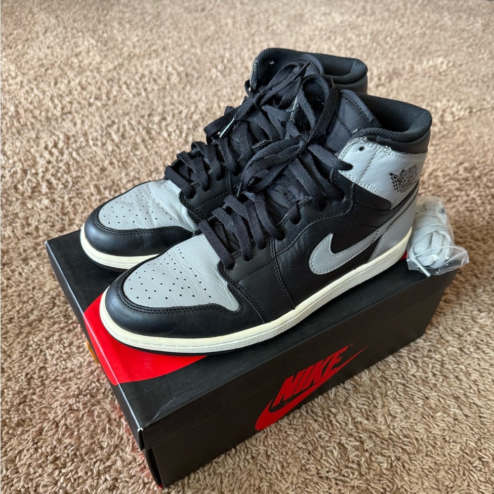 Jordan 1 Shadow